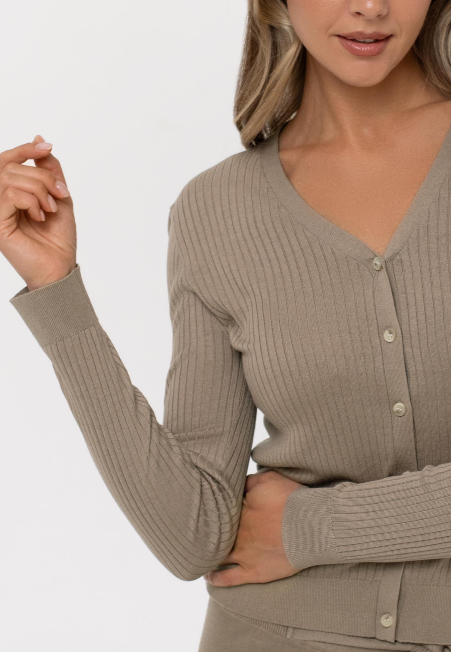 Кардиган на пуговицах S25-00SV0209 Marc & André