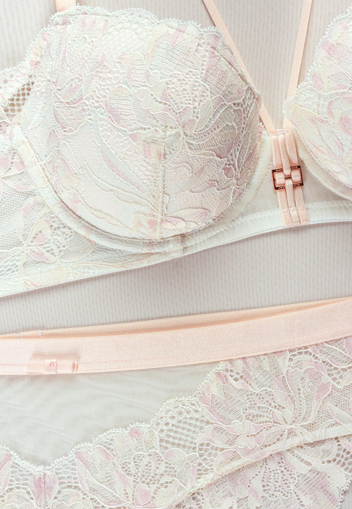 Бюстгальтер пуш-ап со съемными вкладышами S25-0215-04-RGM-LY Marc & André