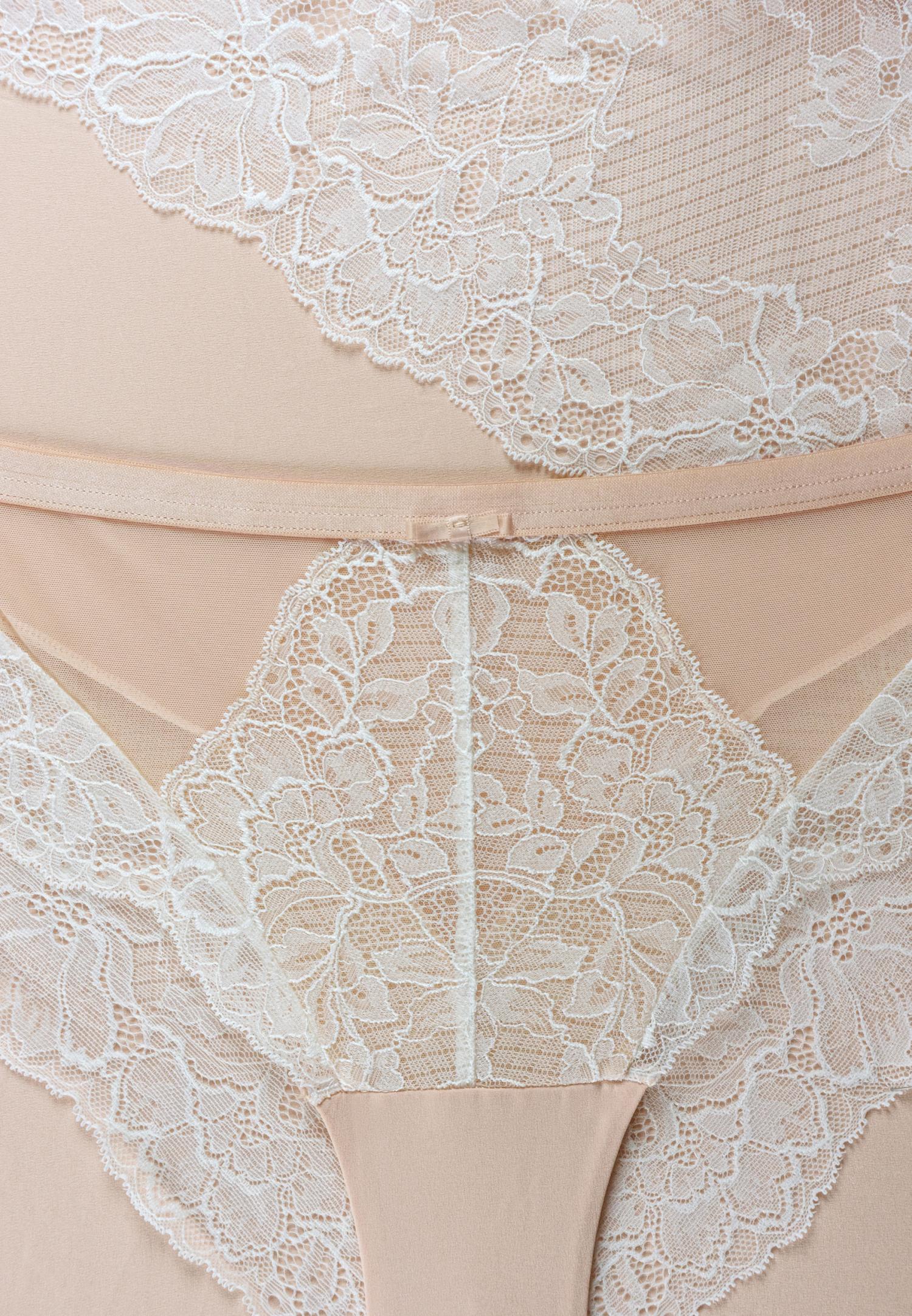 Трусы бразилиана из вышивки и сетки S25-0393-O2-BZO-LZ Marc & André