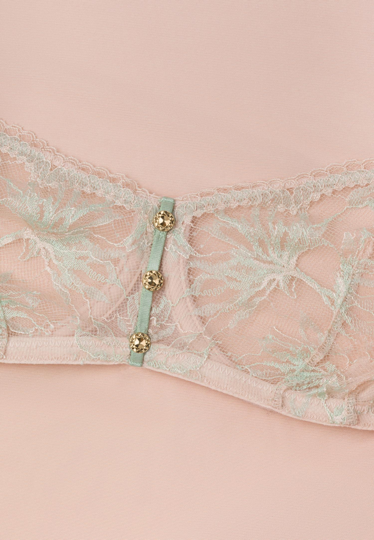 Бюстгальтер з м'якою чашкою на кісточках