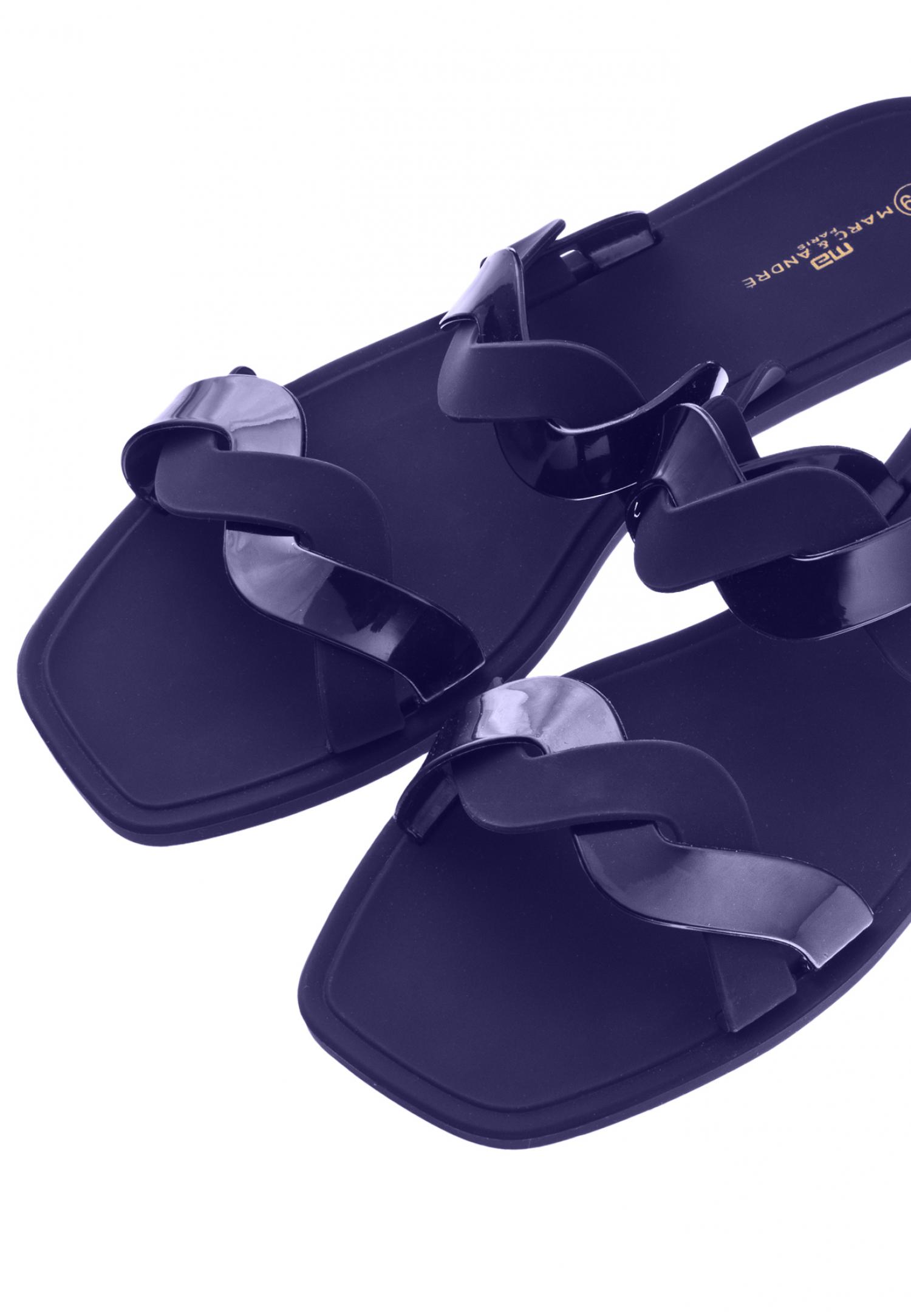 Шльопанці пляжні