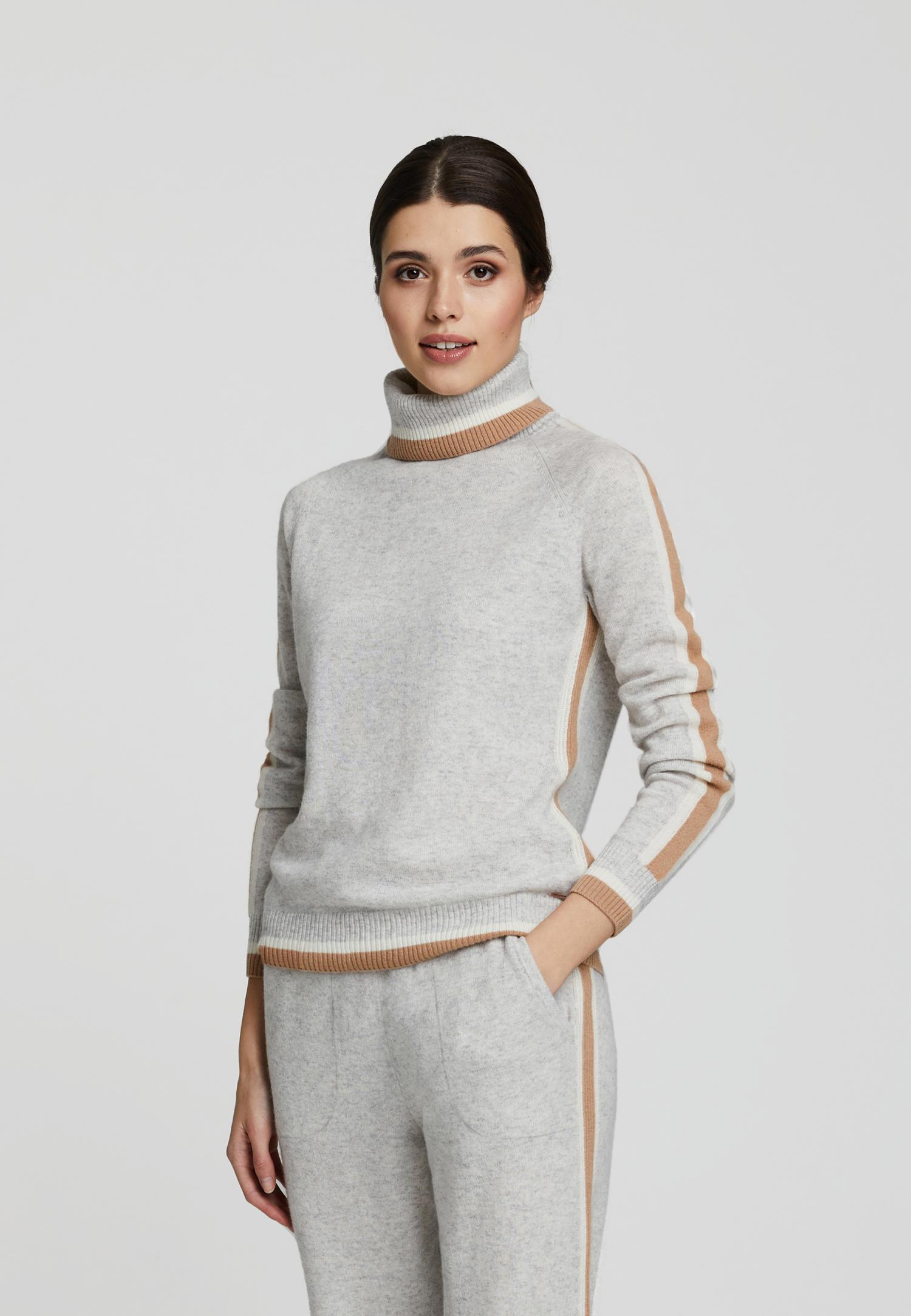 W23-00CH0118 Turtleneck sweater  Marc & André