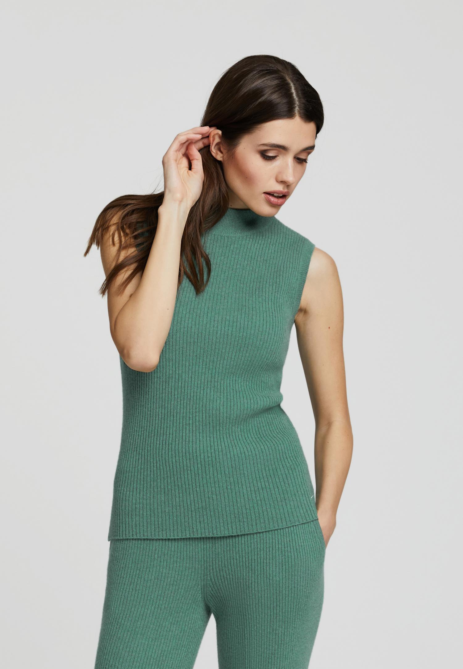 Топ-водолазка из кашемира W23-00CH0405 Marc & André