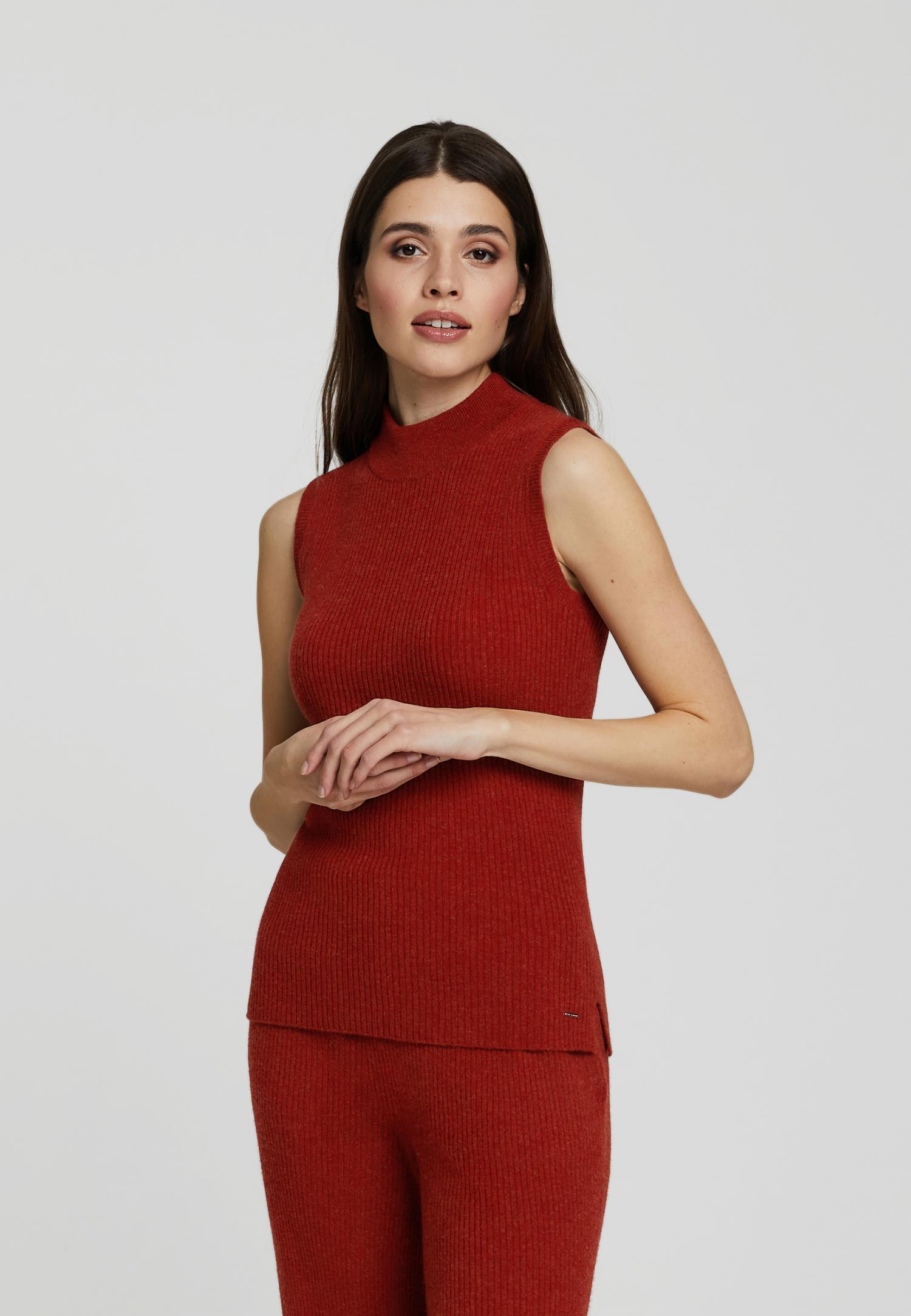 Топ-водолазка из кашемира W23-00CH0505 Marc & André