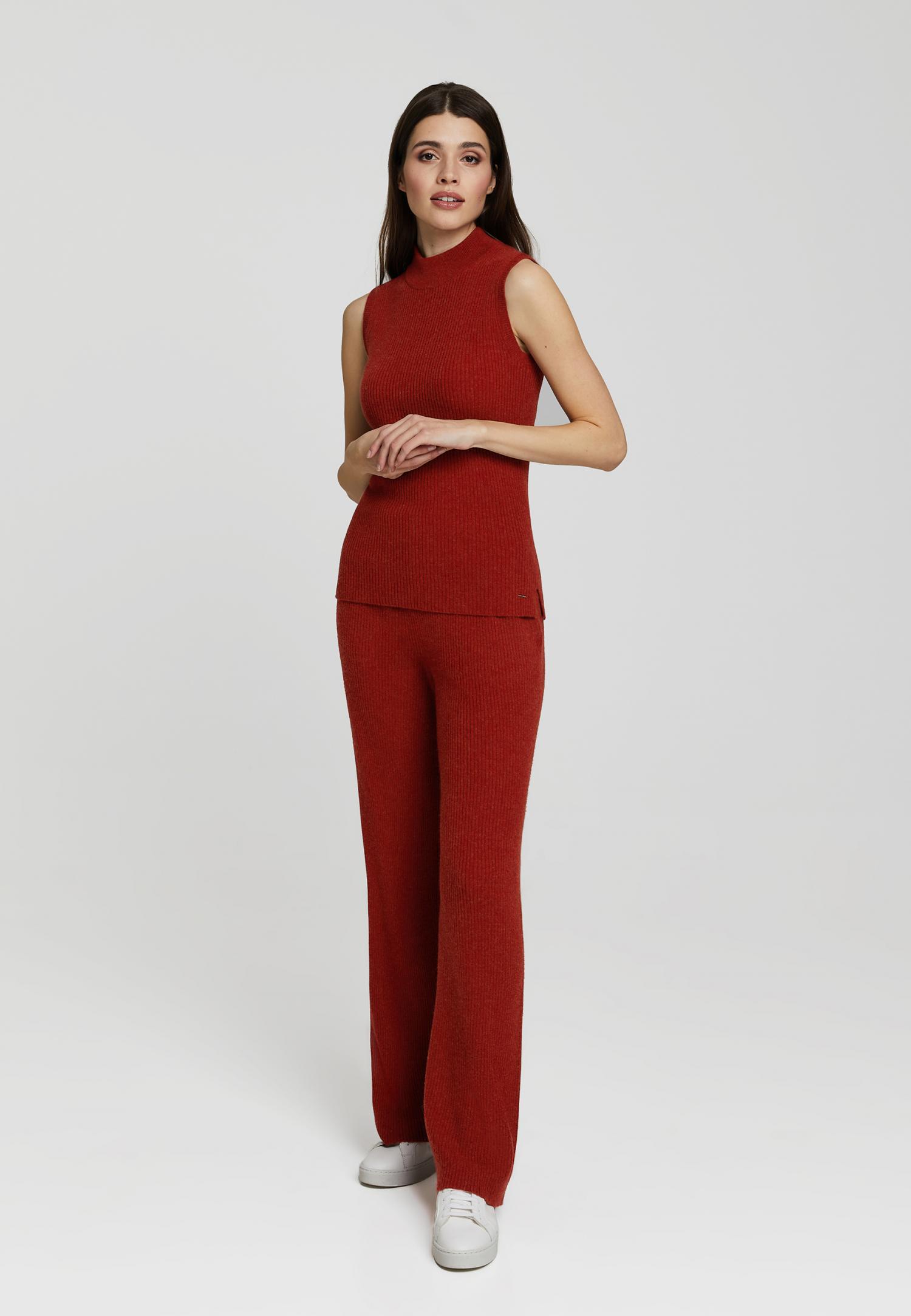 Брюки из кашемира в рубчик W23-00CH0510 Marc & André