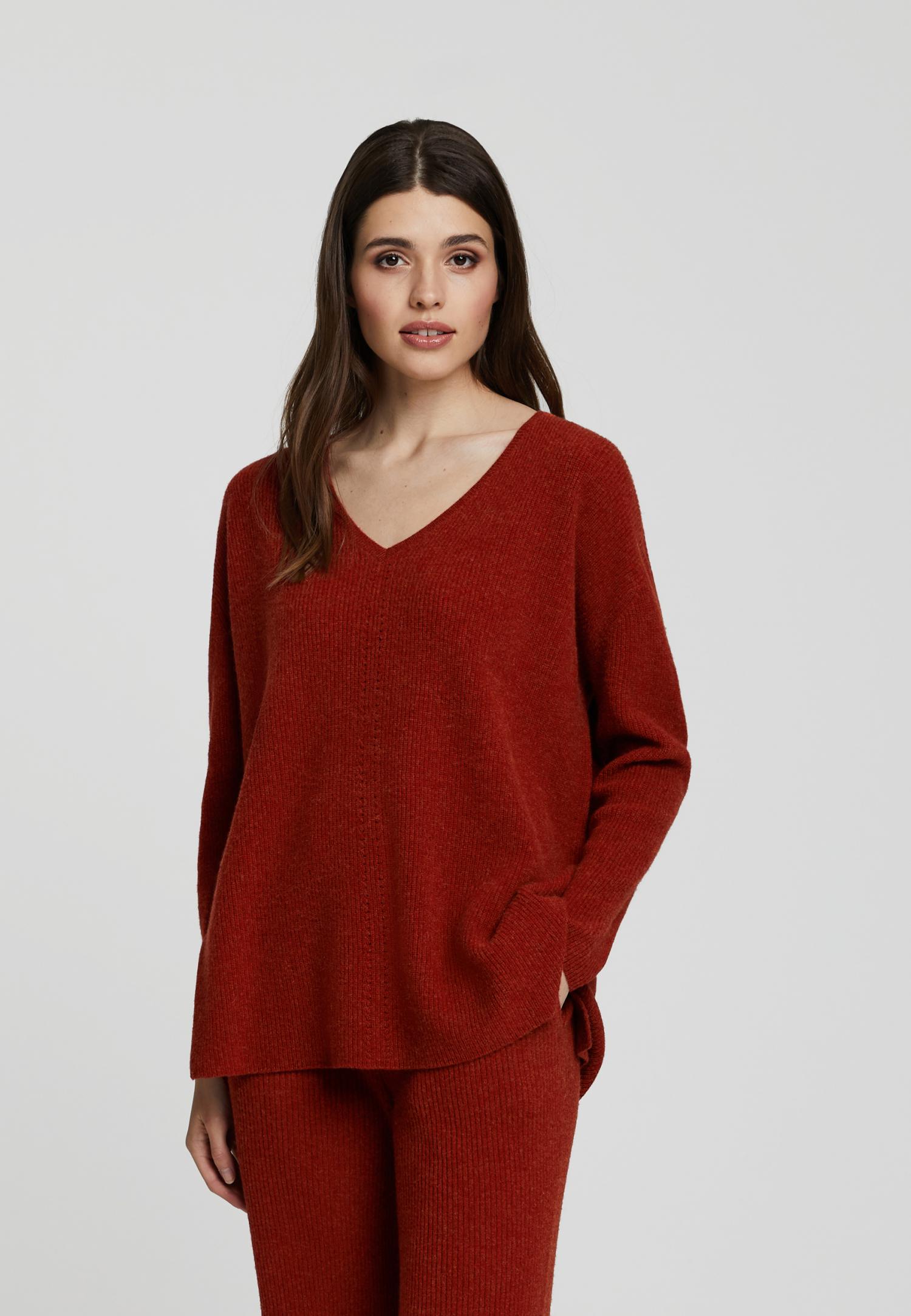 Джемпер с V-образным вырезом из кашемира W23-00CH0516 Marc & André