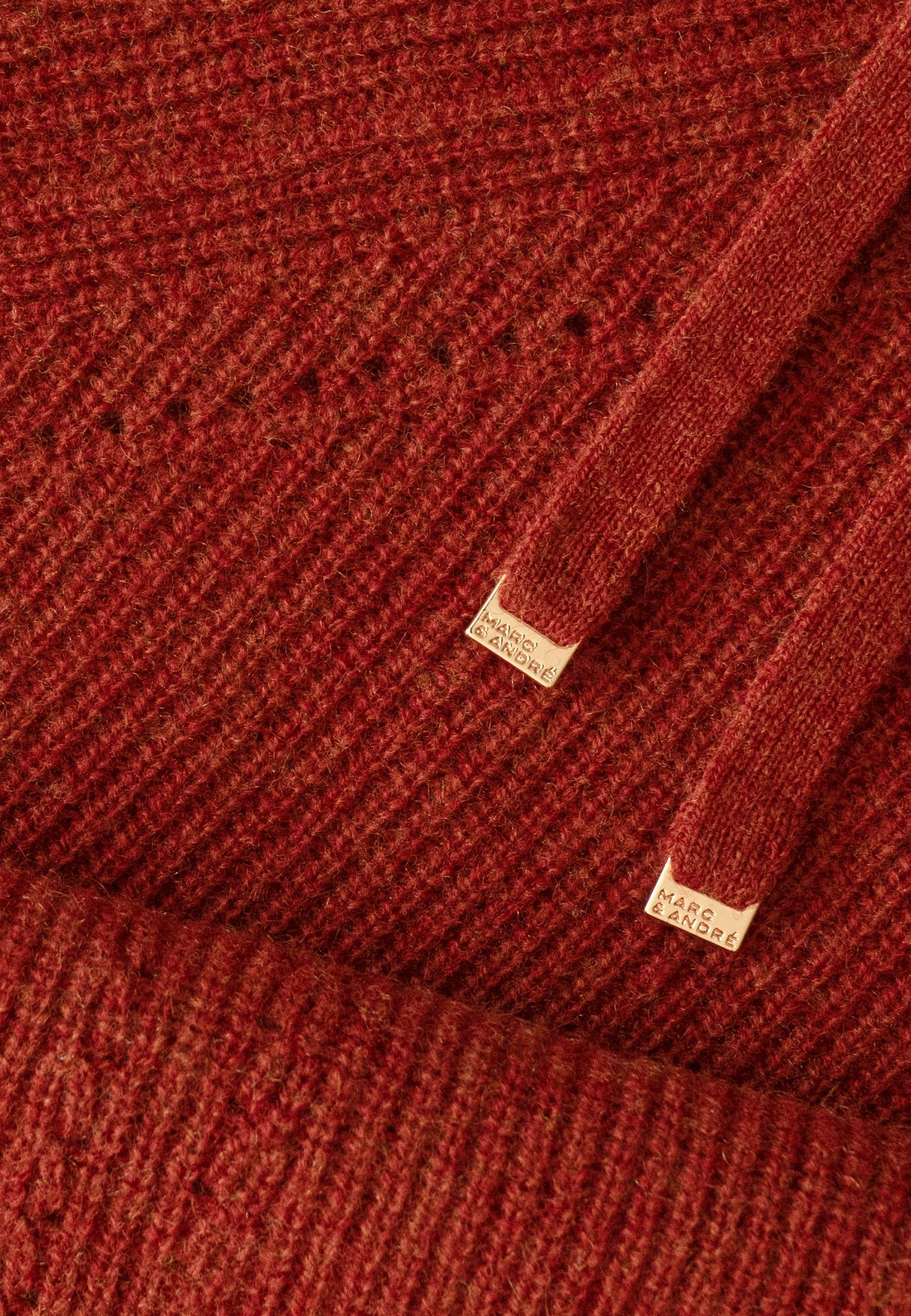 Джемпер с V-образным вырезом из кашемира W23-00CH0516 Marc & André