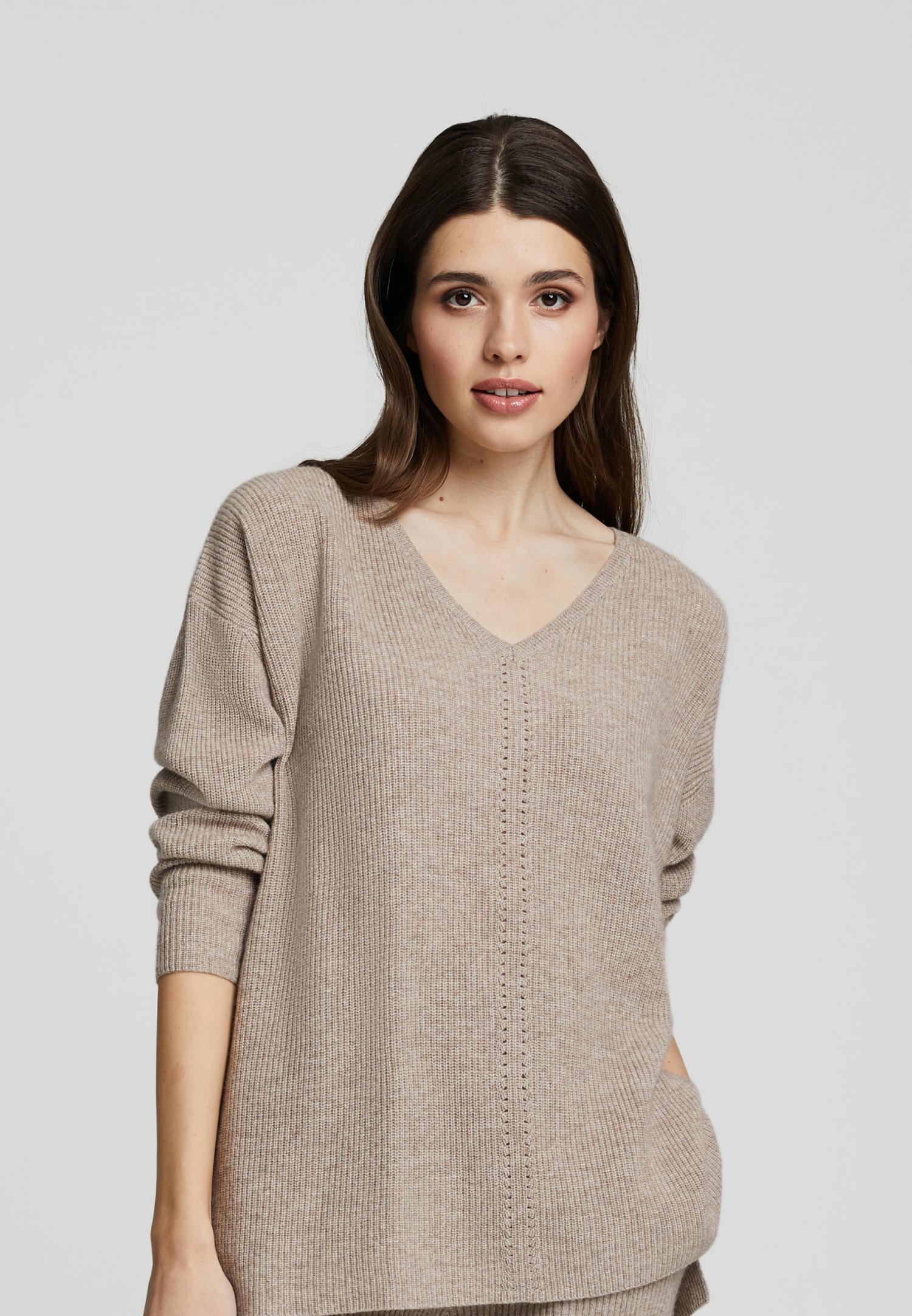 Джемпер с V-образным вырезом из кашемира W23-00CH0616 Marc & André