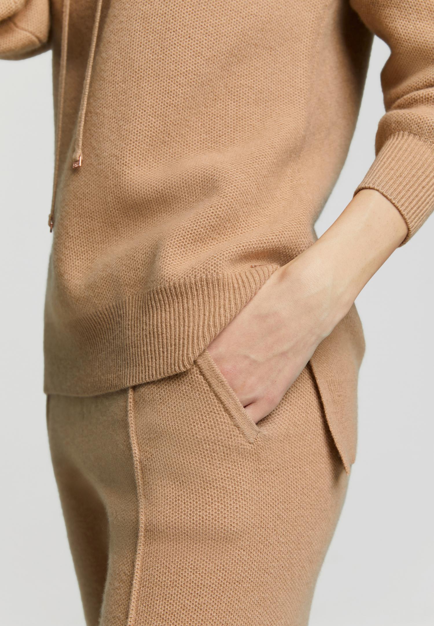 Брюки из кашемира в рубчик W23-00CH1010 Marc & André