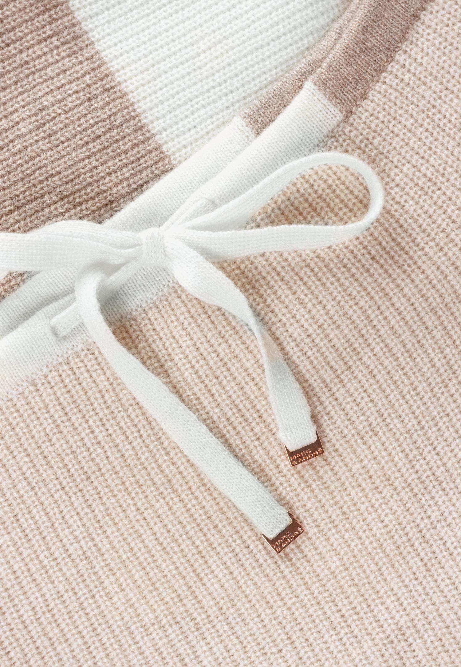 Свободные брюки из кашемира W24-00CH0510 Marc & André