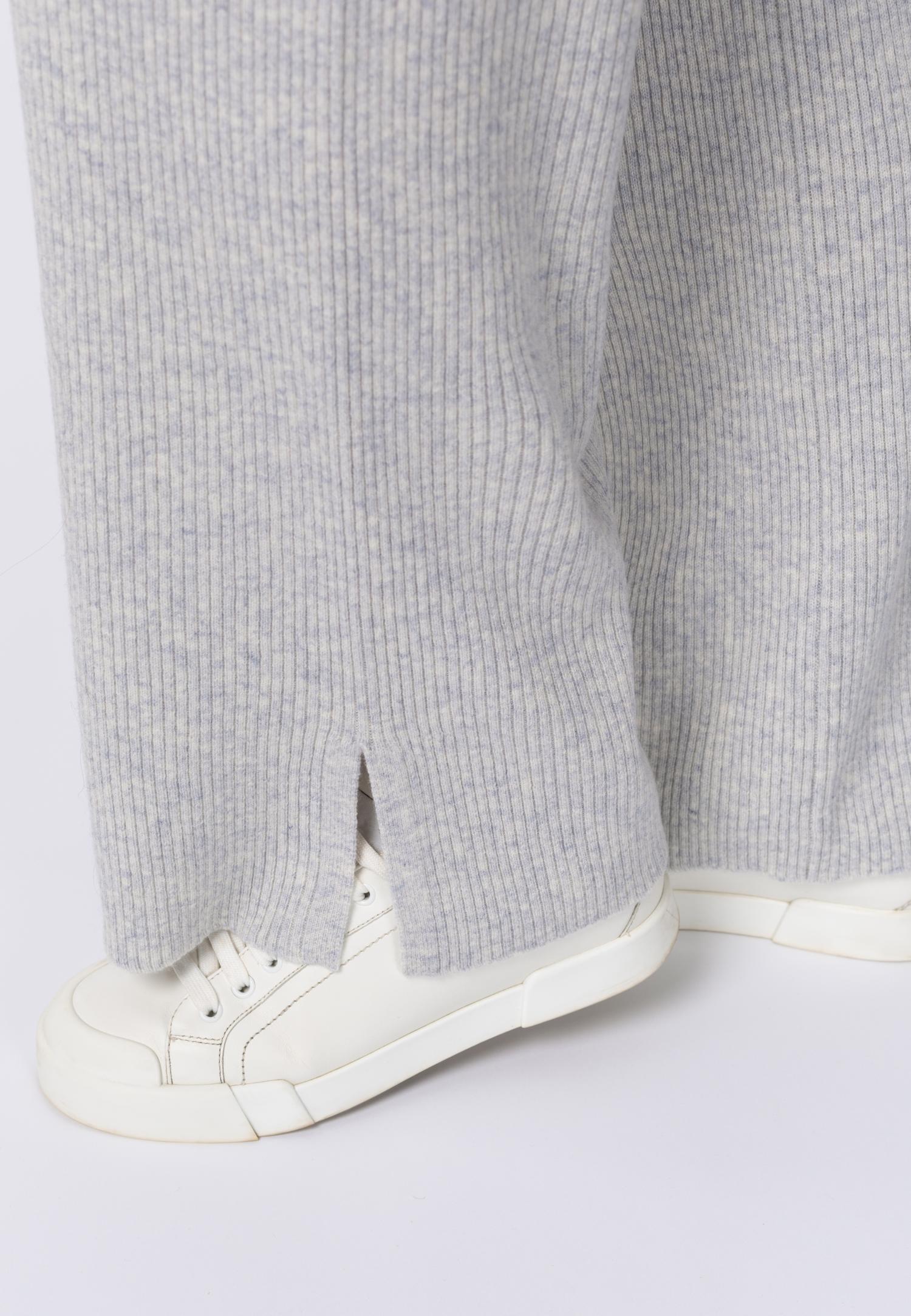 Свободные брюки из кашемира W24-00CH0610 Marc & André