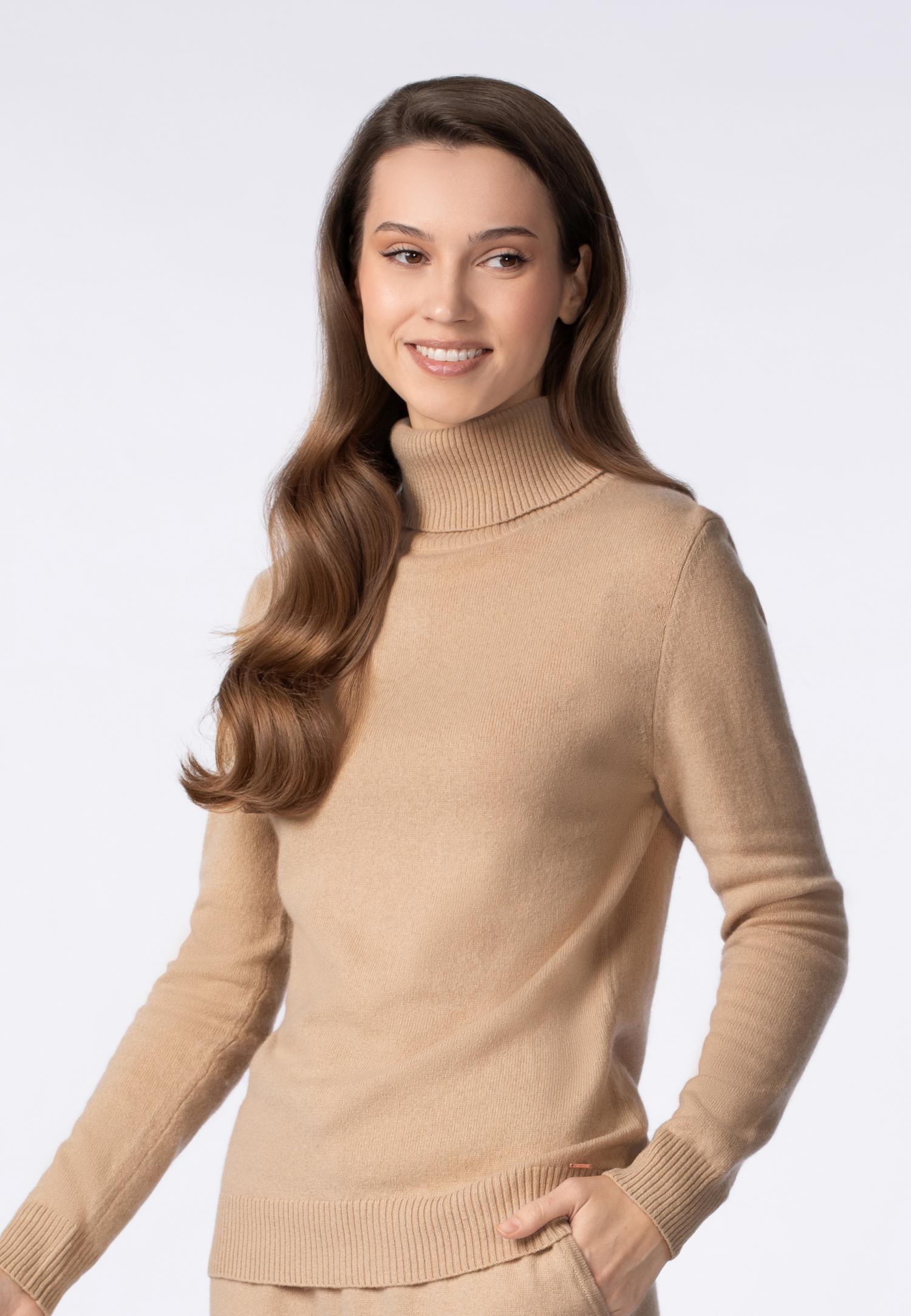 W24-00CH1918 Turtleneck  Marc & André