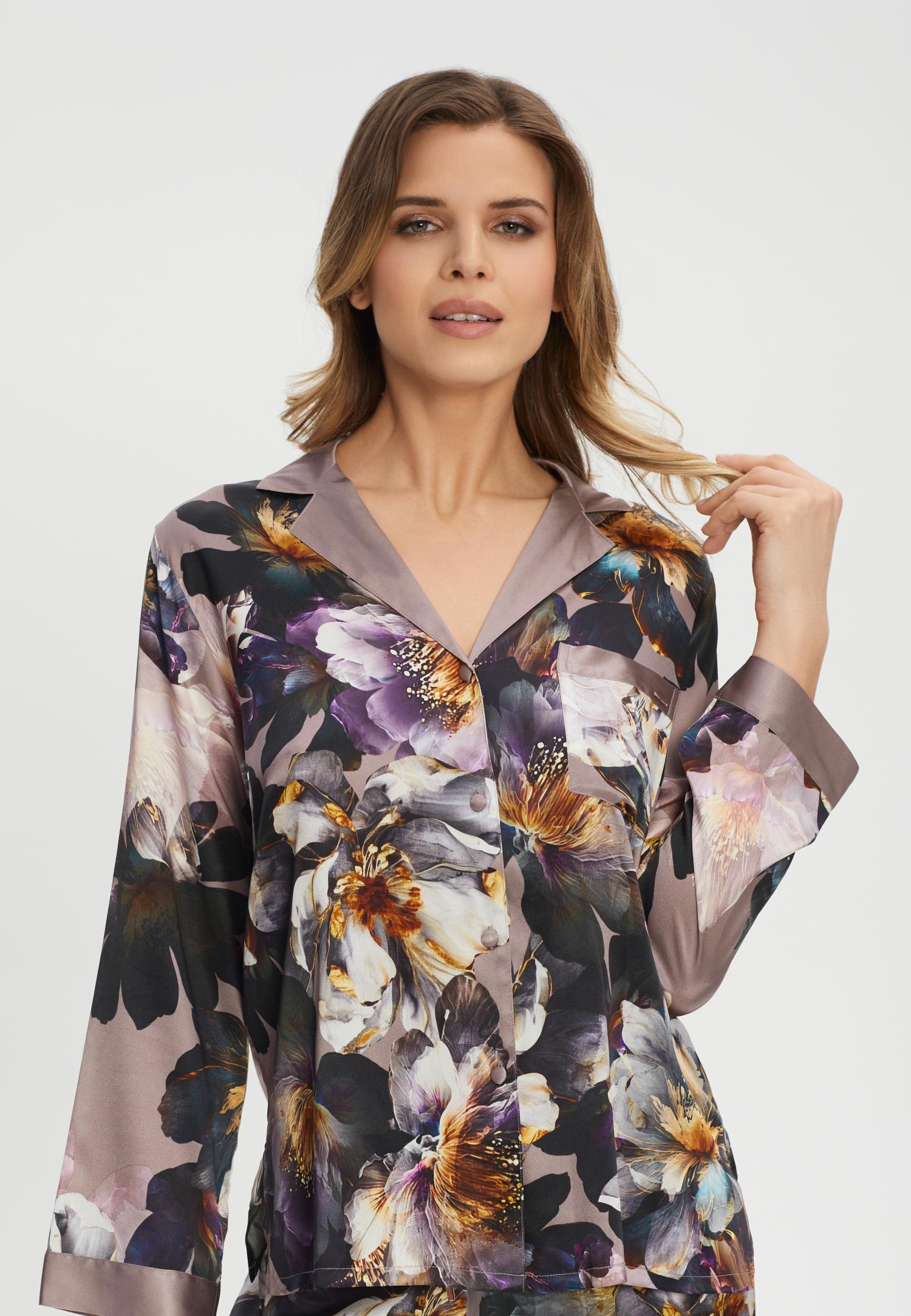 Блуза на пуговицах из шелка W24-00SS307 Marc & André