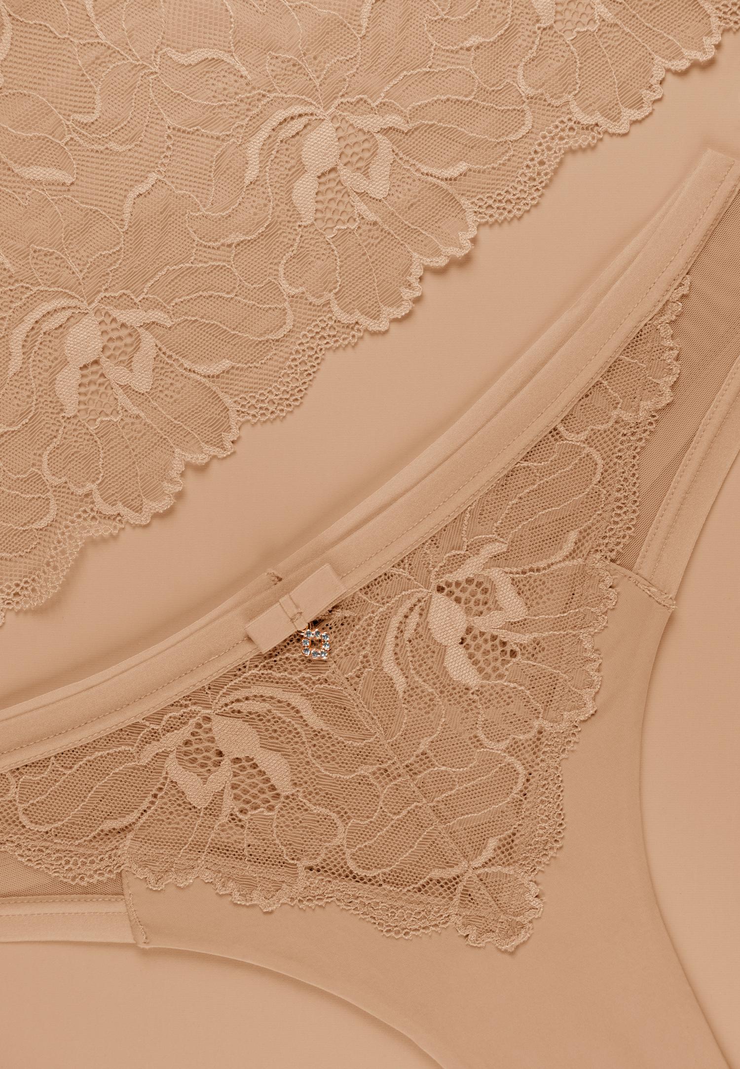 Бюстгальтер пуш-ап со съемными вкладышами W24-1615-07-RGM-LY Marc & André