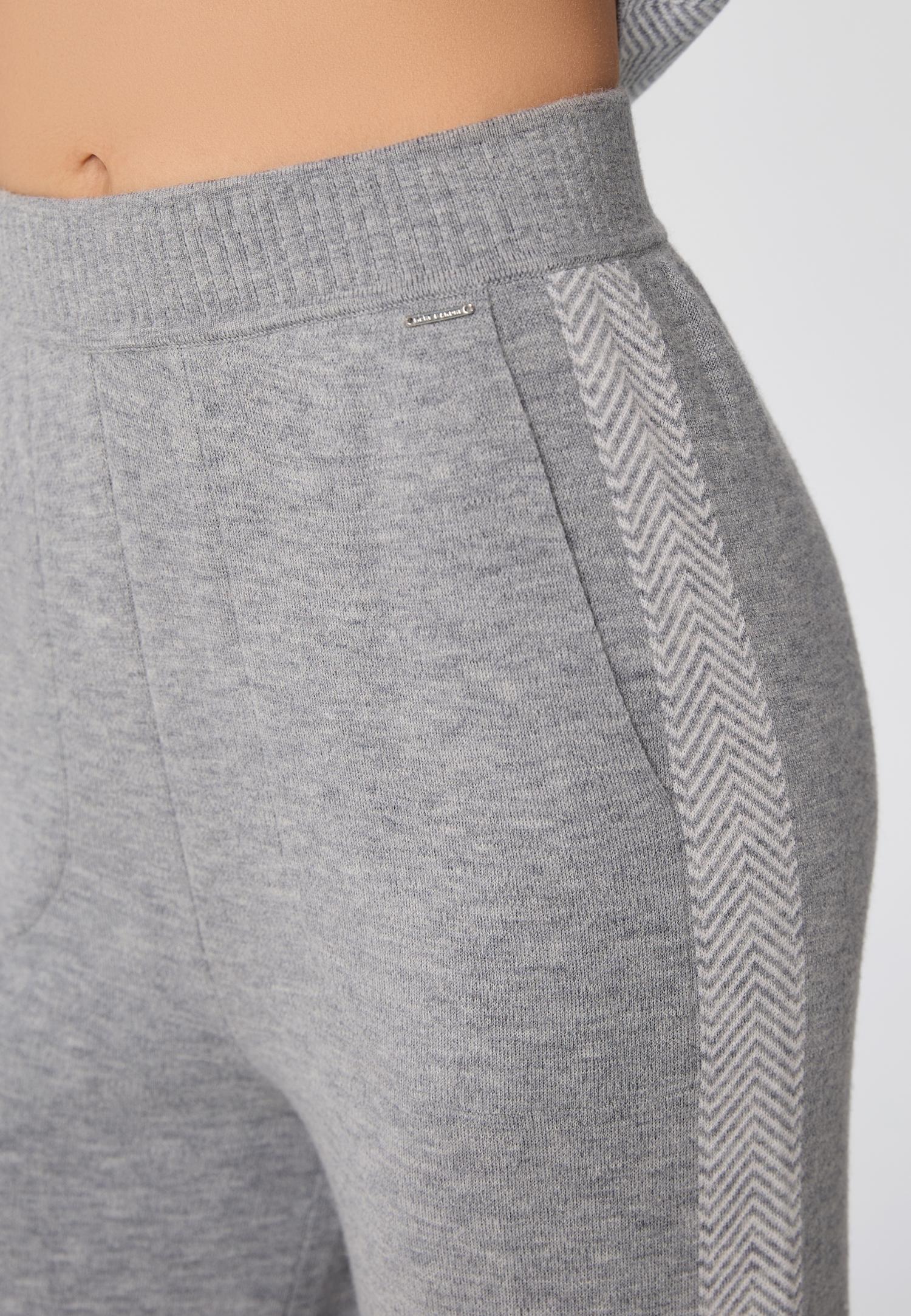 Брюки з кашеміру