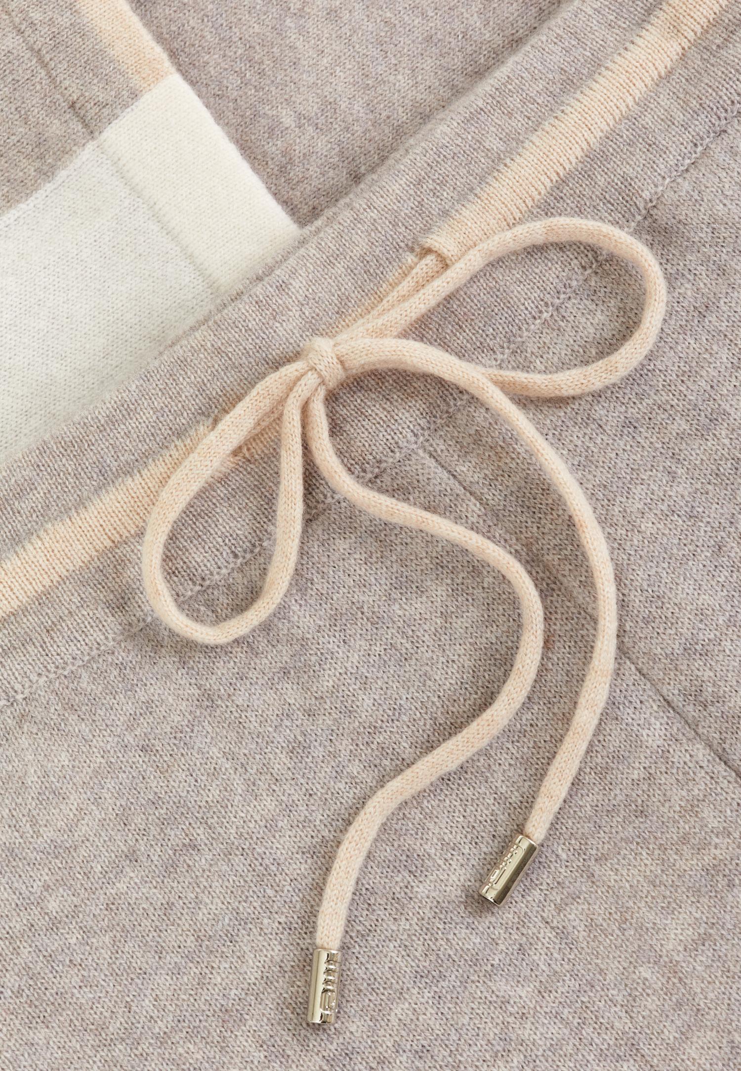 Брюки з кашеміру