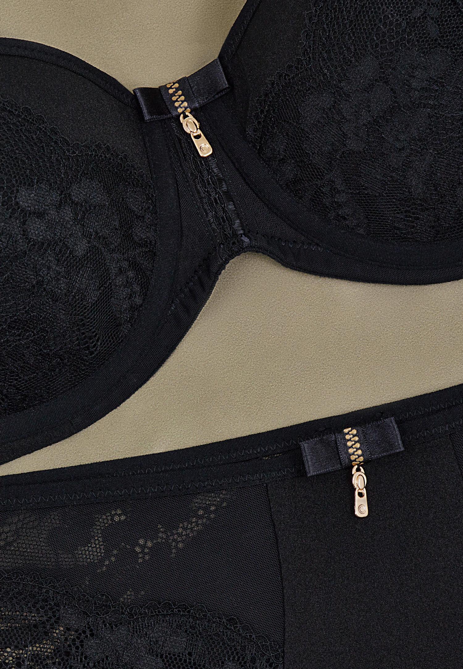 Бюстгальтер-балконет