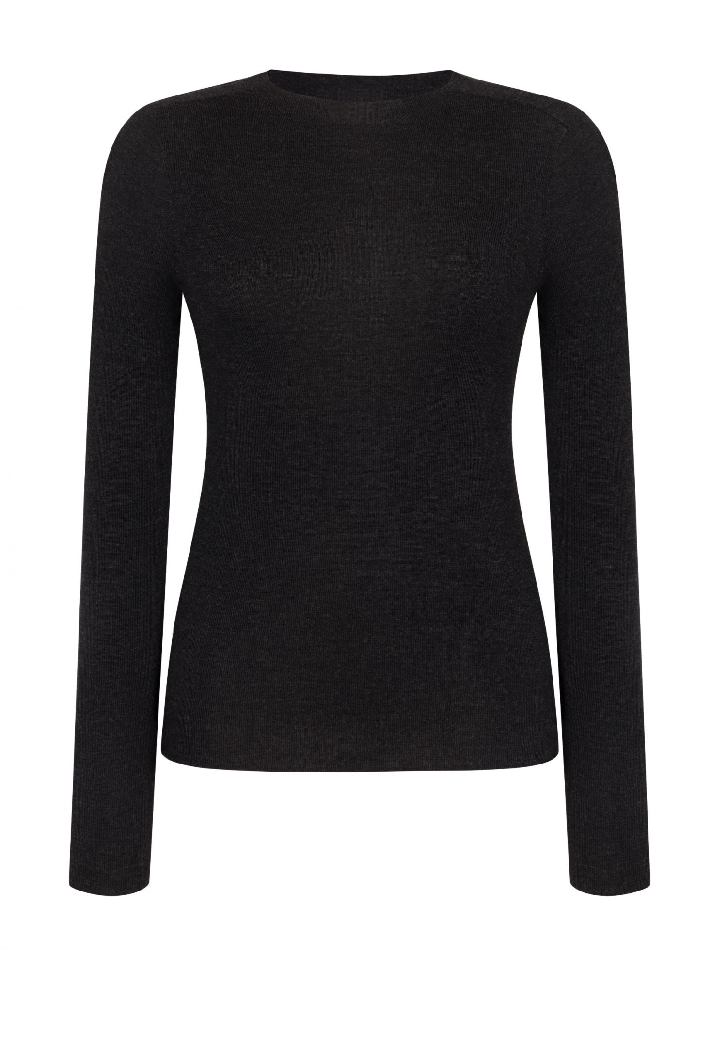 Round neck sweater